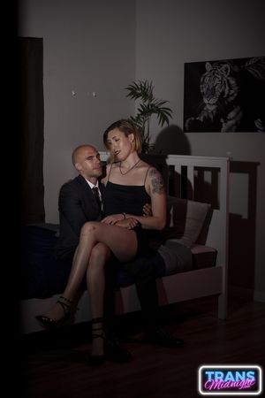 Beautiful Trans Bareback Anal with Her New Boss - Photo 169