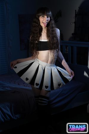 Petite Livi Doll Conquers Big Dick For Facial - Photo 43
