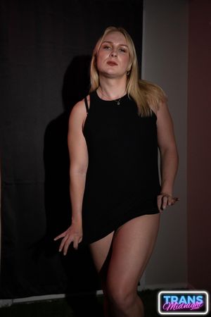 Sexy Trans Blaire Banks Dominates Buck's Ass - Photo 194