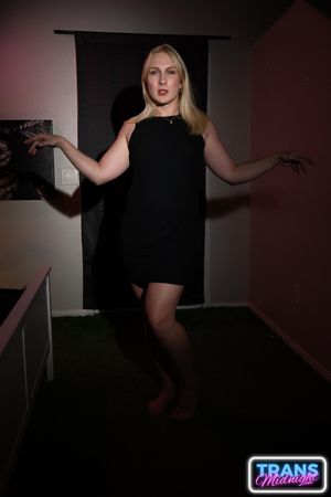 Sexy Trans Blaire Banks Dominates Buck's Ass - Photo 204