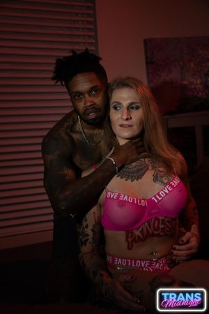 Curvy Trans April Rayne Loves Big Black Cock - Photo 97