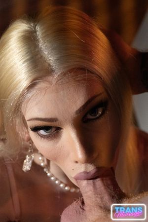 Trans Blonde Bombshell Eris Jolie Loves Big Cock - Photo 263