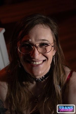 Lingerie Trans Kammy Sutra Takes BBC And Facial - Photo 14