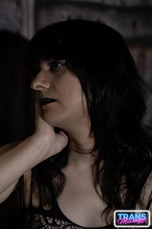 Newcomer Tricky Fey deepthroats Pf, moans in doggy, and ends her first scene with a messy facial. - Photo 6
