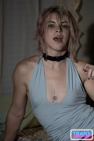 Dream Divyne, a gorgeous blonde trans, seduces a lucky guy with her alluring dick, leading to intense anal pleasure and a hot finish - Photo 29