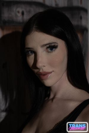 Ava Holt's tight ass fucked hard by black apprentice in intense interracial action - Photo 5