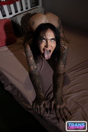 Transgender beauty Bobbii Rose fucks hard in inked body nightly with stud - Photo 95