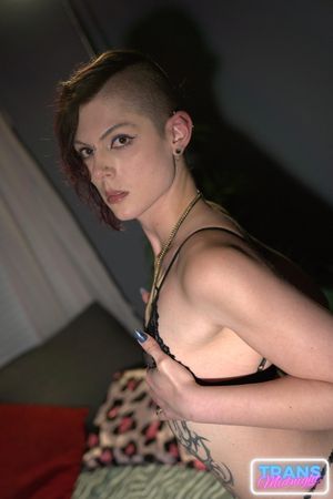 Lady Jadalyn's Nighttime Anal Adventure With Silas - Photo 111