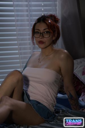 Kawaii Jess Rides Black Cock Bareback - Photo 15