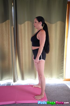 Nicole Parker’s yoga solo turns hot—she strips slow, then fucks herself raw till she cums - Photo 1