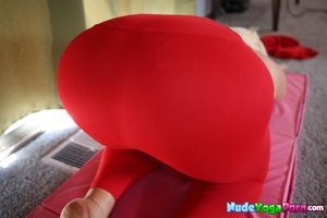 Karen's Yoga Delight: A Solo Sensation - Photo 57